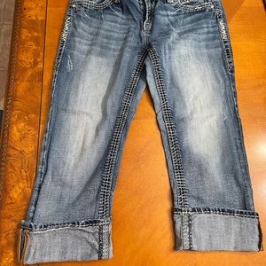 Rock Revival Capri Jeans